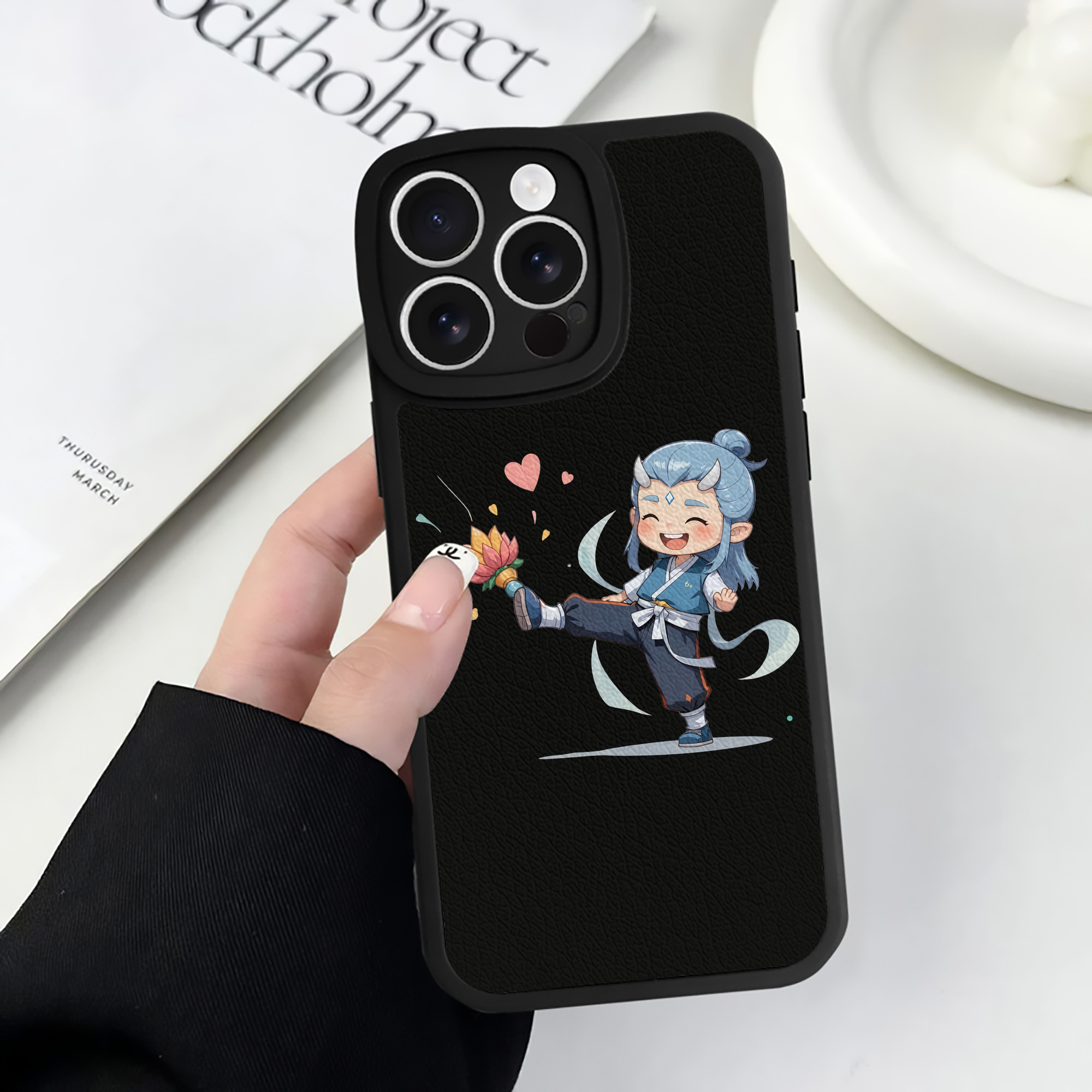 （画像用） Ne Zha 2 ナタ 魔童の大暴れ 【iPhone 16シリーズ対応】シリコンスマホケース（レザー調） 材質：シリコン